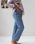Boyfriend jeans in washed vintage style blue denim