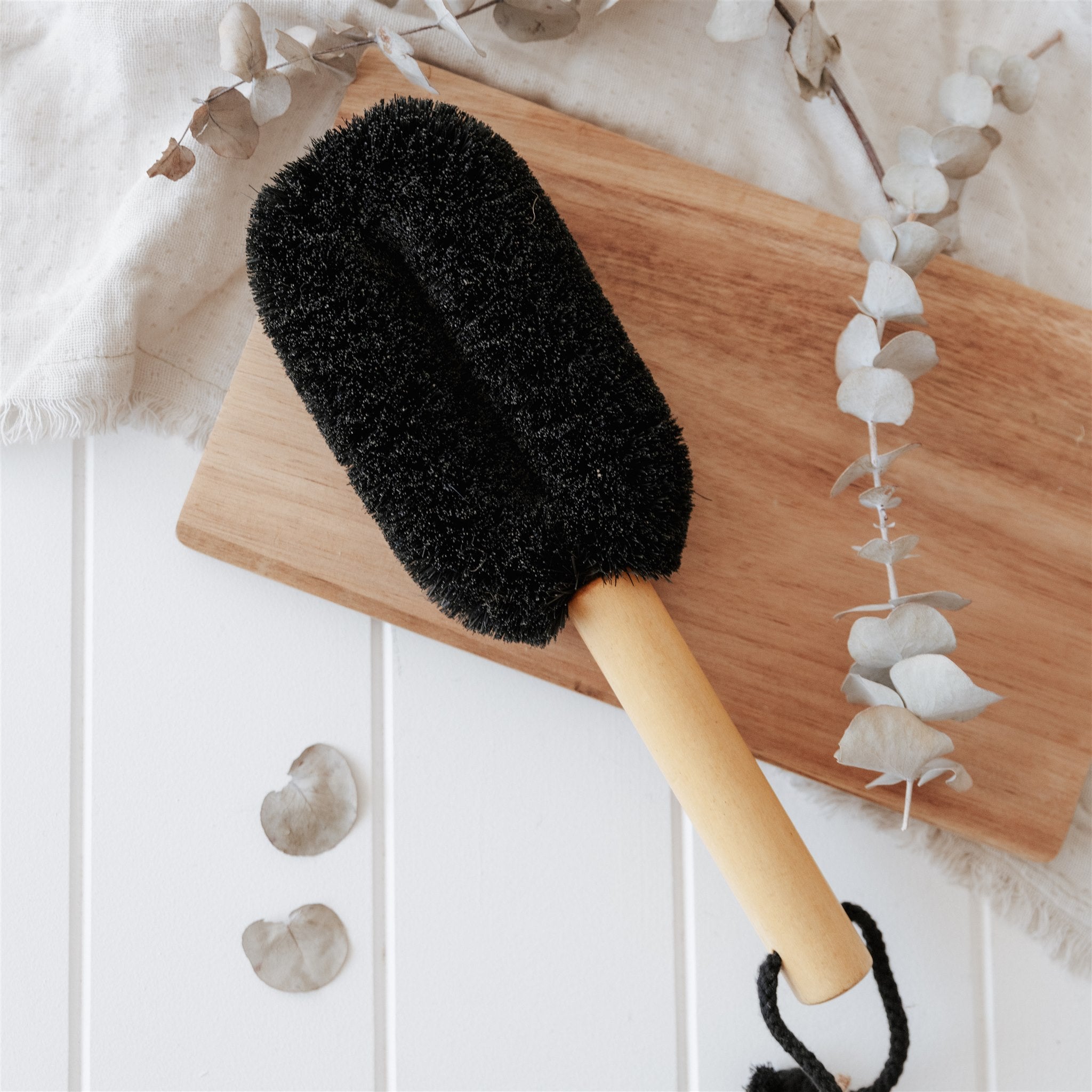 Wash &amp; Groom Pet Brush