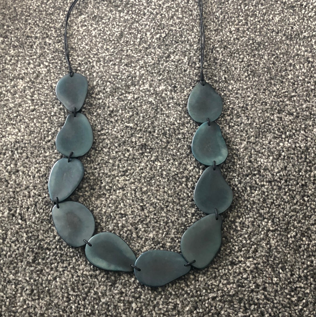 Tagua Petal Necklace - Blue/Grey Slate Grey