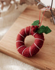 Christmas Hanging Wreath Decoration - Red or Natural