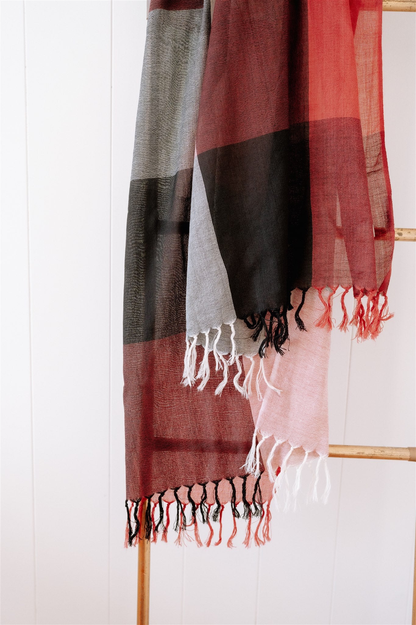 Fine Wool Scarf in Red and Charcoal