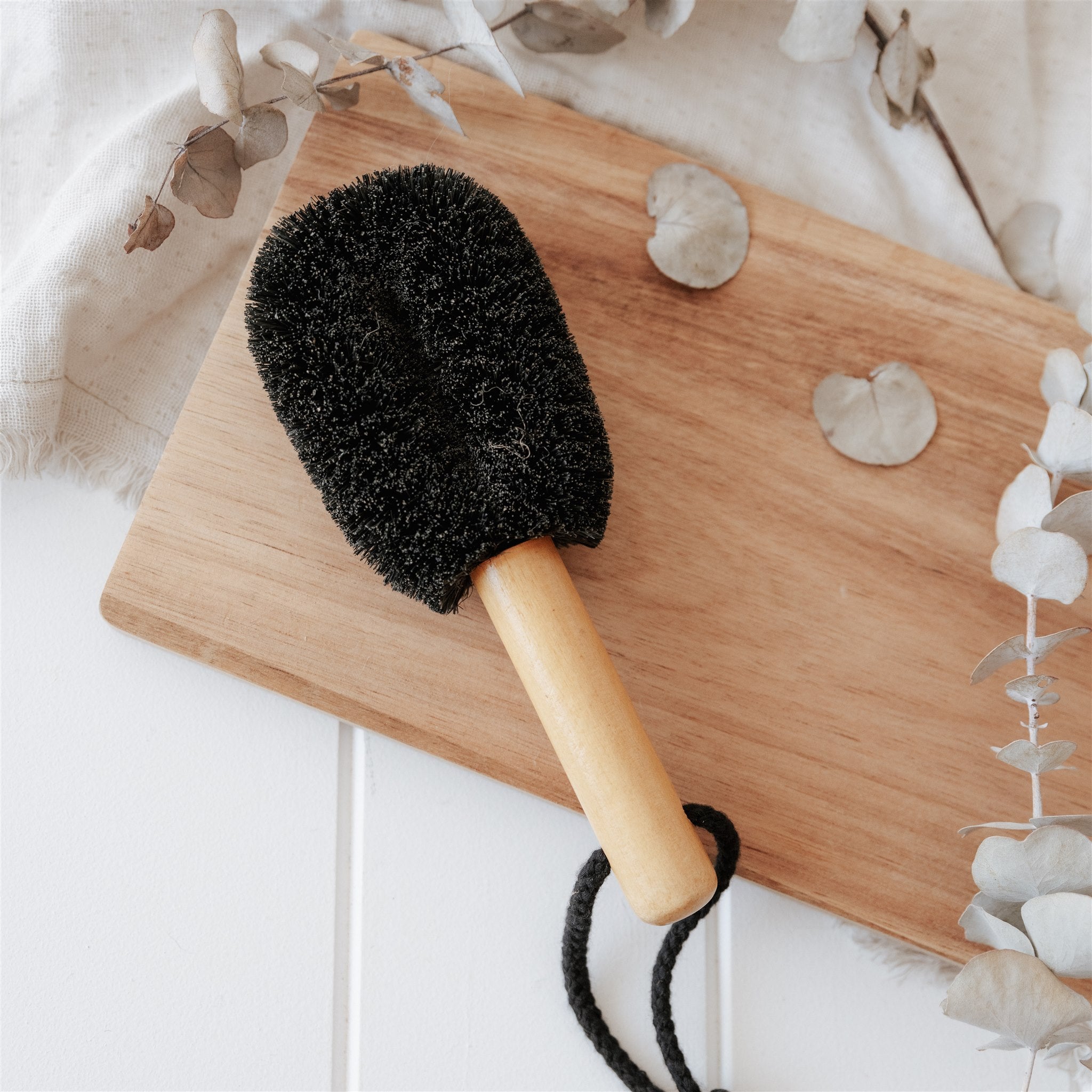 Wash &amp; Groom Pet Brush
